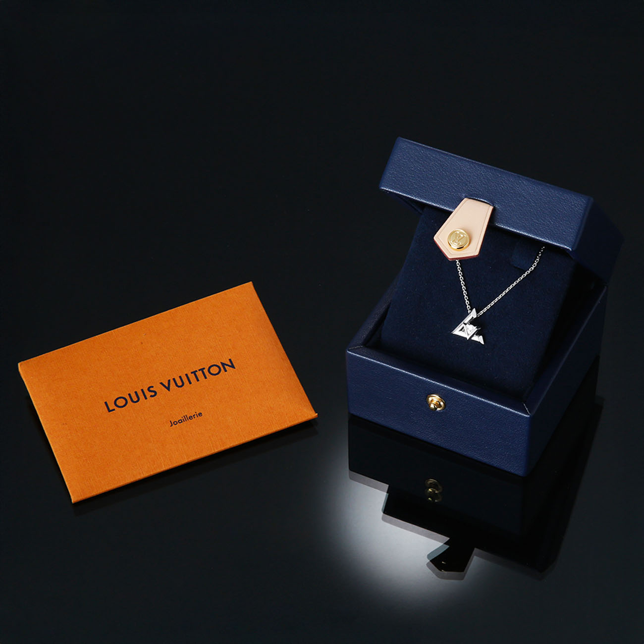 LOUIS VUITTON(USED) 루이비통 볼트 네크리스